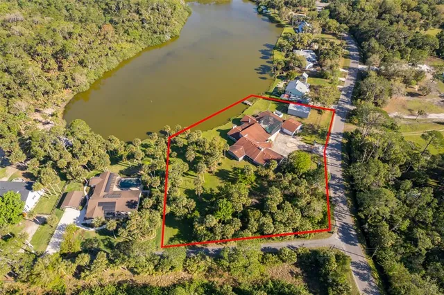 $850,000 | 372 Rest Haven Road, Geneva, FL 32732