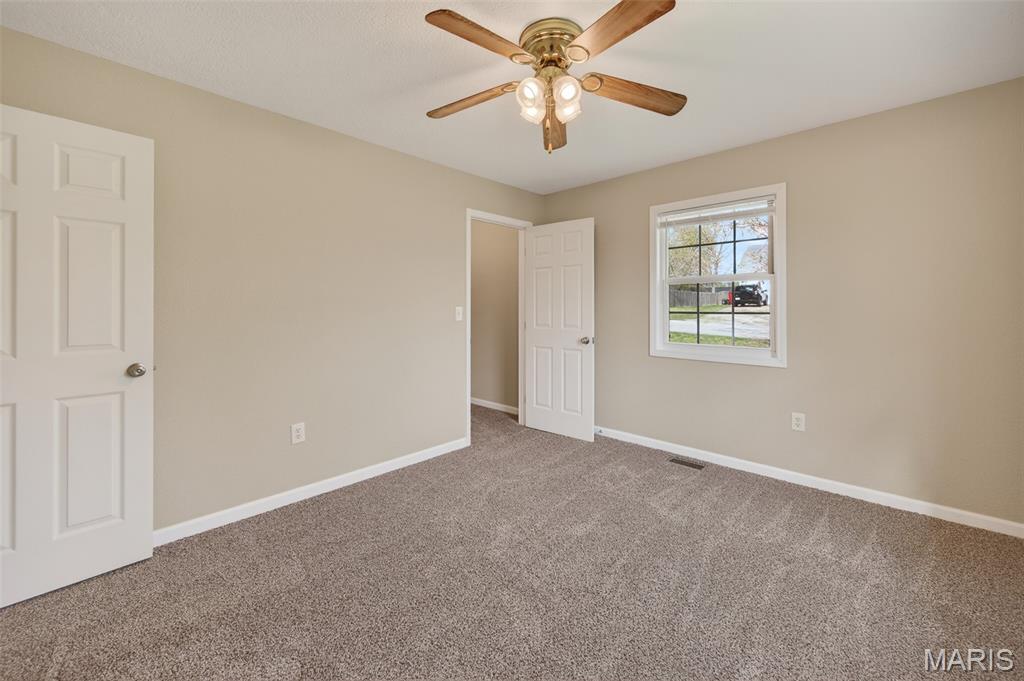 21111 Larson Road Waynesville, MO 65583 - Photo 17 of 38