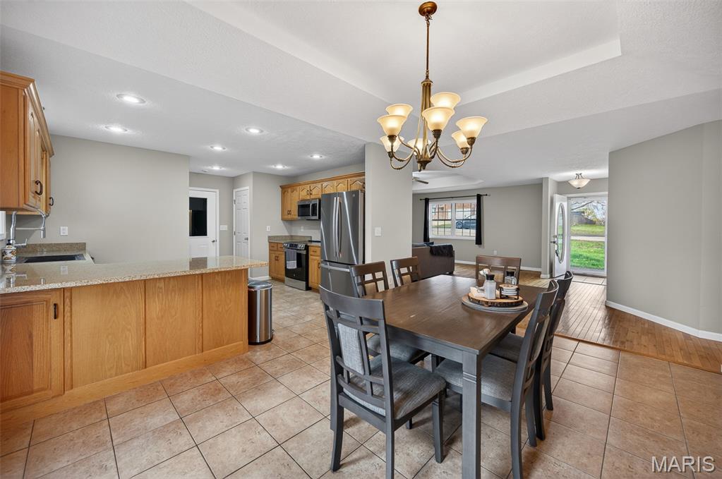 21111 Larson Road Waynesville, MO 65583 - Photo 8 of 38