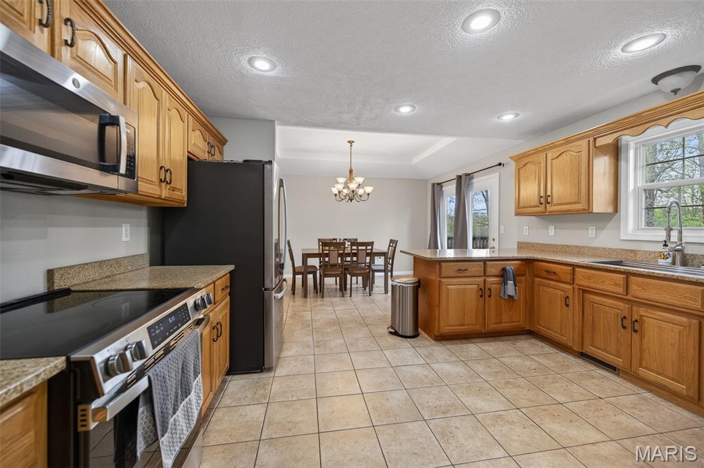 21111 Larson Road Waynesville, MO 65583 - Photo 10 of 38