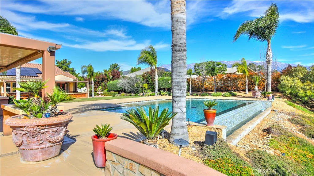 923 Union Street Cherry Valley, CA 92223 - Photo 57 of 68