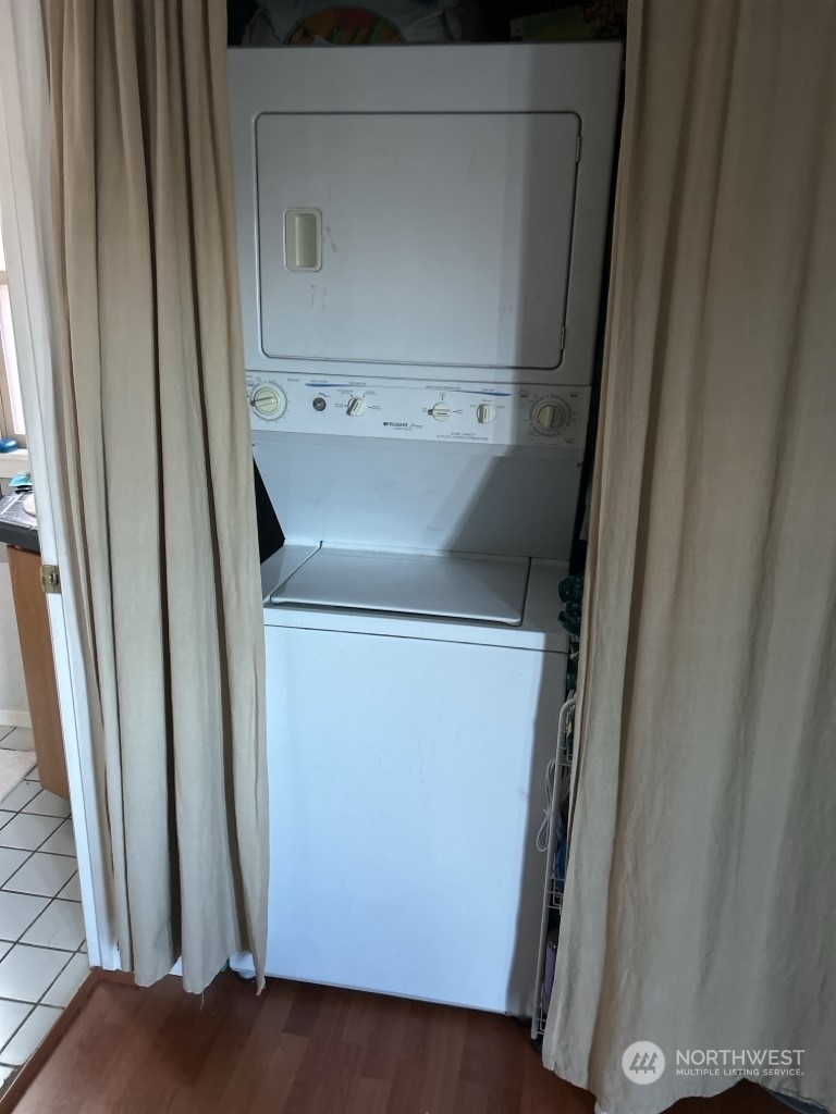 3843 22nd Avenue Southwest Seattle, WA 98106 - Photo 8 of 21 a close up view of a washer and dryer