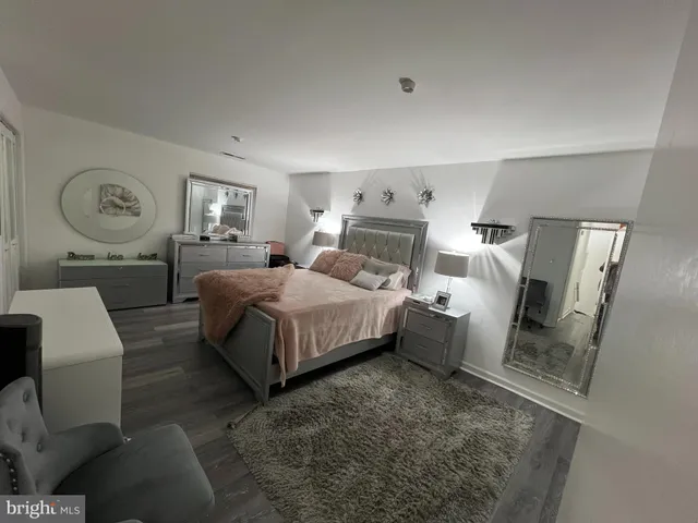 $190,000 | 18728 Walkers Choice Road, Unit 18728, Montgomery Village, MD 20886