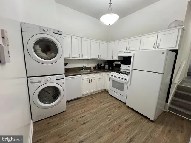 $190,000 | 18728 Walkers Choice Road, Unit 18728, Montgomery Village, MD 20886