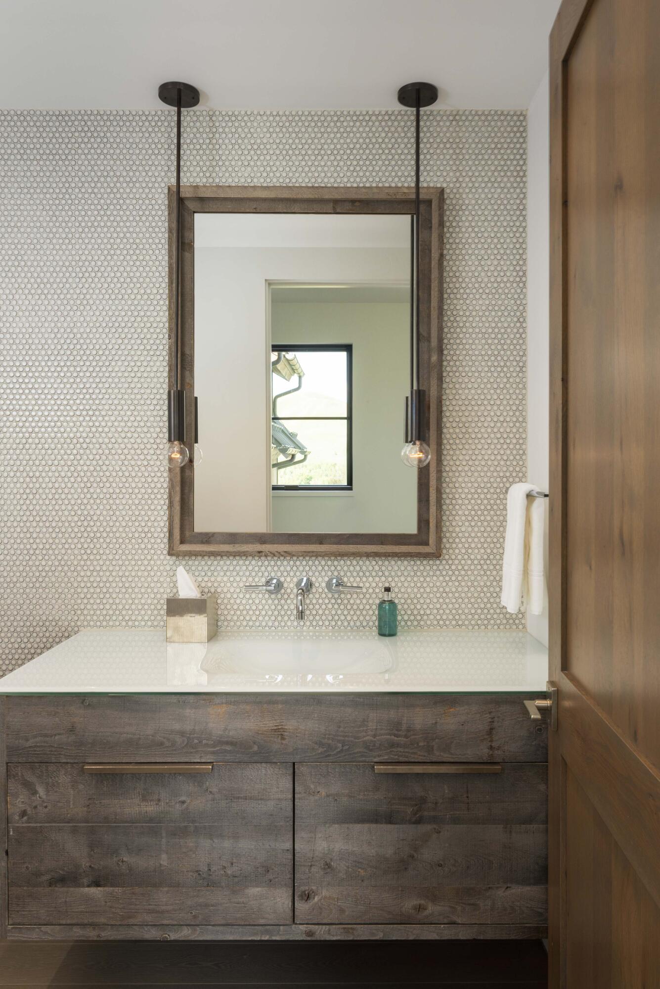 305 Diamond Back Road Sun Valley, ID 83353 - Photo 13 of 28 Powder room