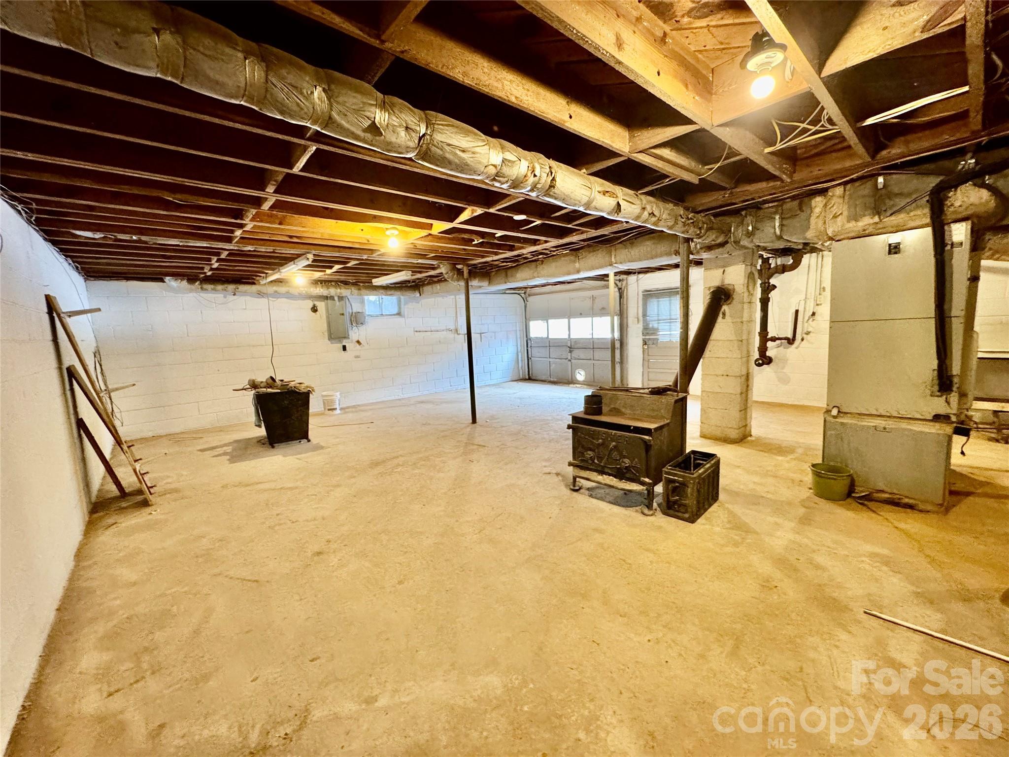 3134 Asbury Church Road Lincolnton, NC 28092 - Photo 22 of 24 a view of a indoor garage