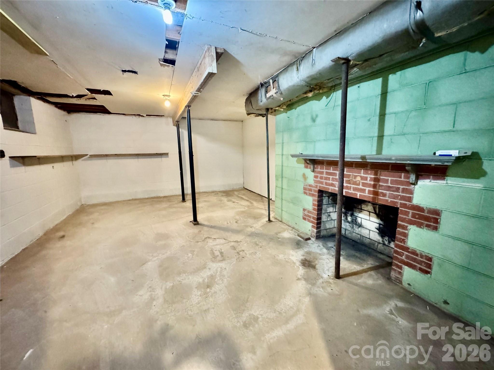 3134 Asbury Church Road Lincolnton, NC 28092 - Photo 23 of 24 a view of an empty room with a window