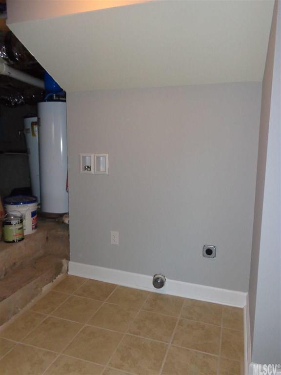 912 Salem Road Morganton, NC 28655 - Photo 3 of 12 Gallery Image 3