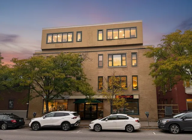 $450,000 | 230 College Street, Unit 7, Burlington, VT 05401