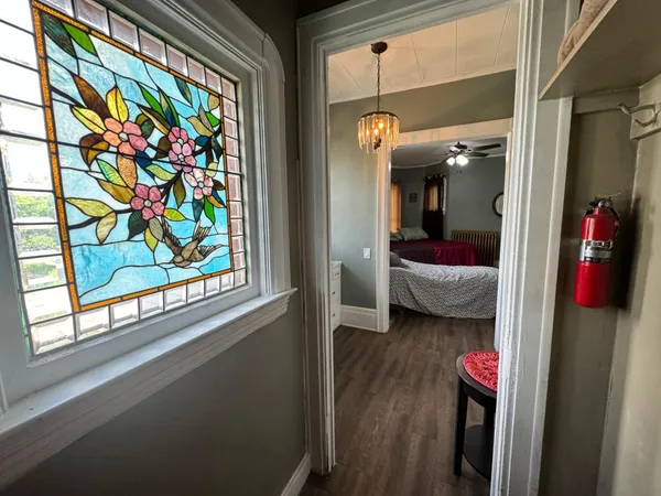 $4,900 | 1464 West Minnehaha Avenue, St. Paul, MN 55104