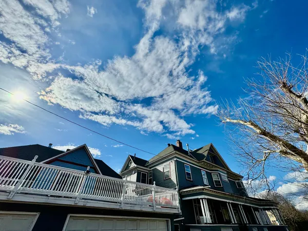 $4,900 | 1464 West Minnehaha Avenue, St. Paul, MN 55104