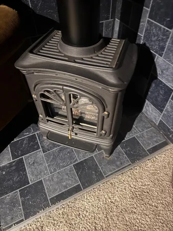 $4,900 | 1464 West Minnehaha Avenue, St. Paul, MN 55104