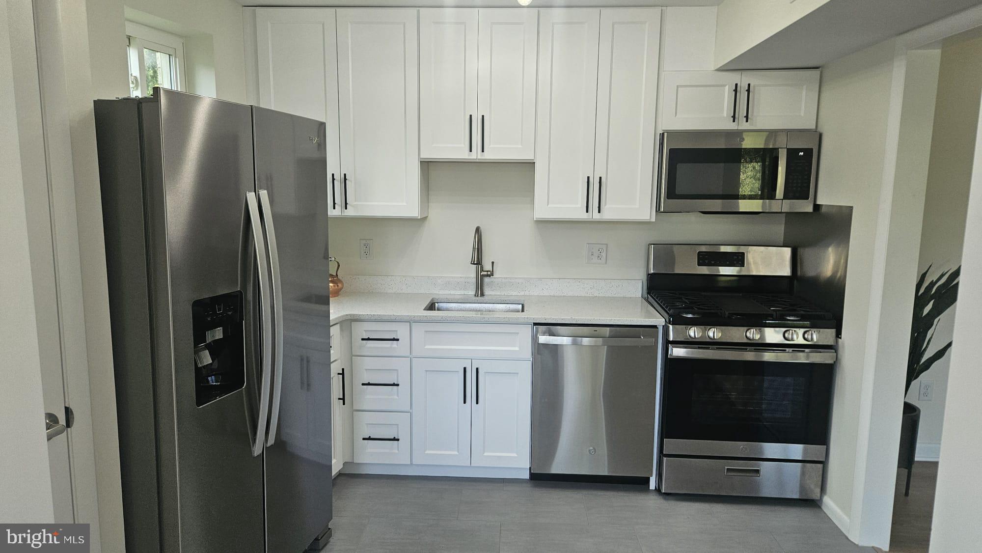 2515 Baltimore Road, Unit 25155 Rockville, MD 20853 - Photo 9 of 25 Brand new kitchen