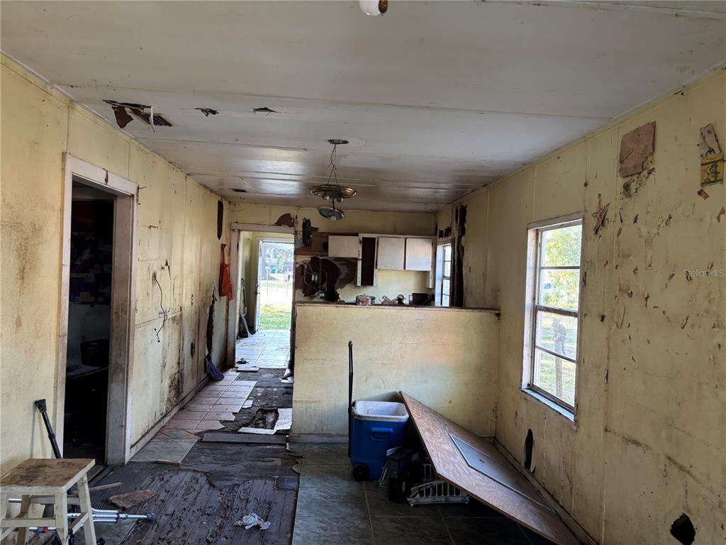 2118 Bates Avenue Eustis, FL 32726 - Photo 4 of 10