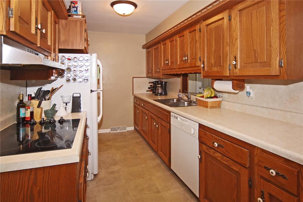 7236 Griffith Road Indianapolis, IN 46227 - Photo 6 of 23 Gallery Image 6