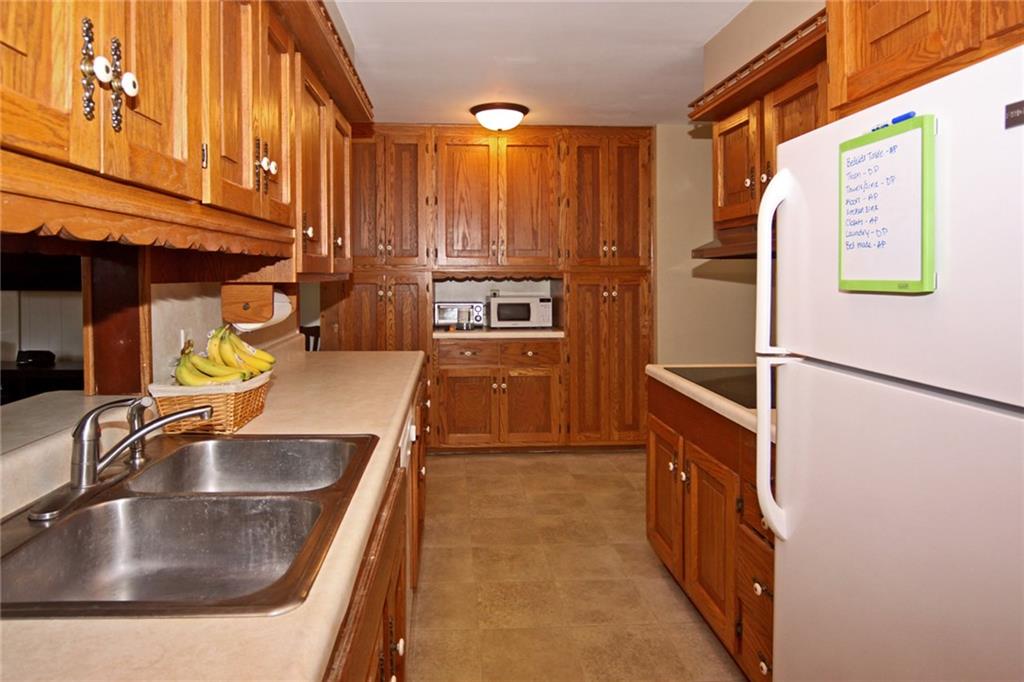 7236 Griffith Road Indianapolis, IN 46227 - Photo 8 of 23 Gallery Image 8