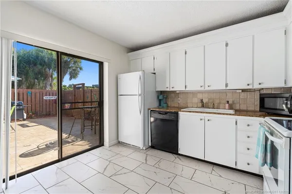 $249,000 | 5802 Southeast Riverboat Drive, Unit 301, Stuart, FL 34997