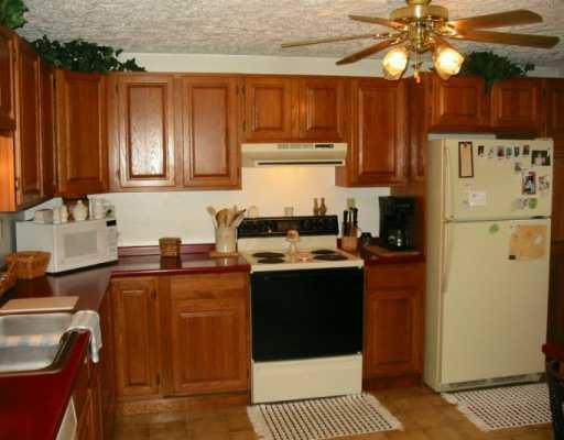 330 Shirey Run Road Derry, PA 15627 - Photo 3 of 8 Kitchen.