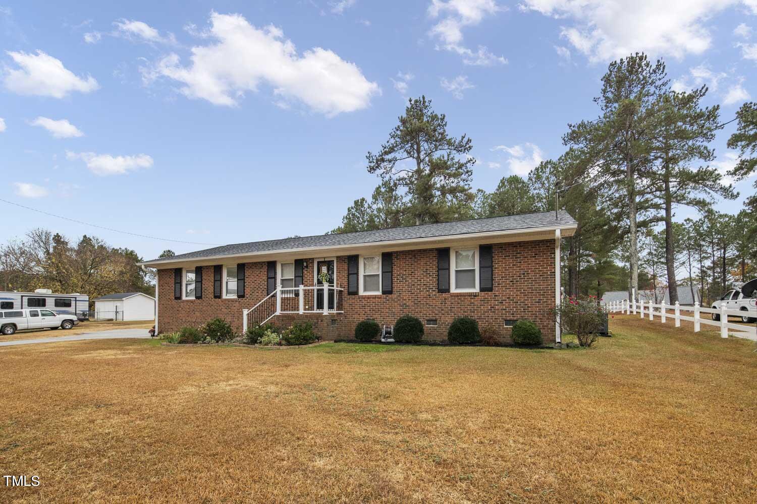 2587 Tarheel Road Benson, NC 27504 - Photo 38 of 44 3