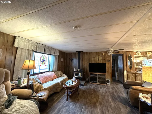 $285,000 | 60108 Eastside Lane, John Day, OR 97845