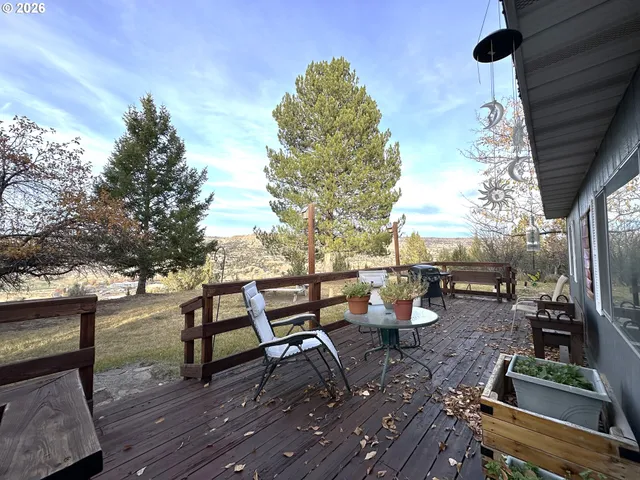 $285,000 | 60108 Eastside Lane, John Day, OR 97845