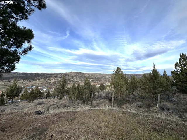 $285,000 | 60108 Eastside Lane, John Day, OR 97845