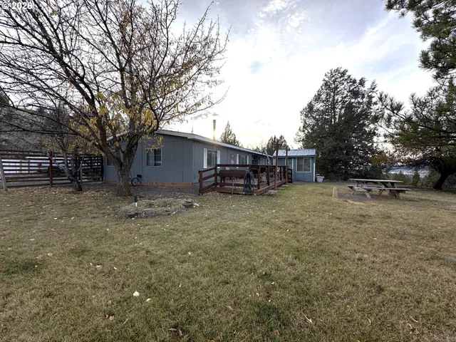 $285,000 | 60108 Eastside Lane, John Day, OR 97845