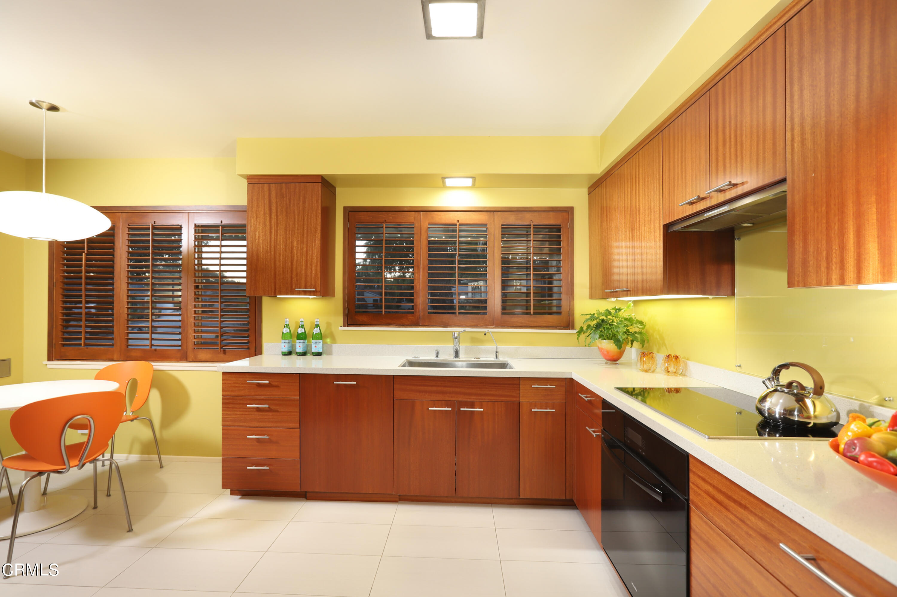 1950 Canyon Close Road Pasadena, CA 91107 - Photo 14 of 48 14 Kitchen Window