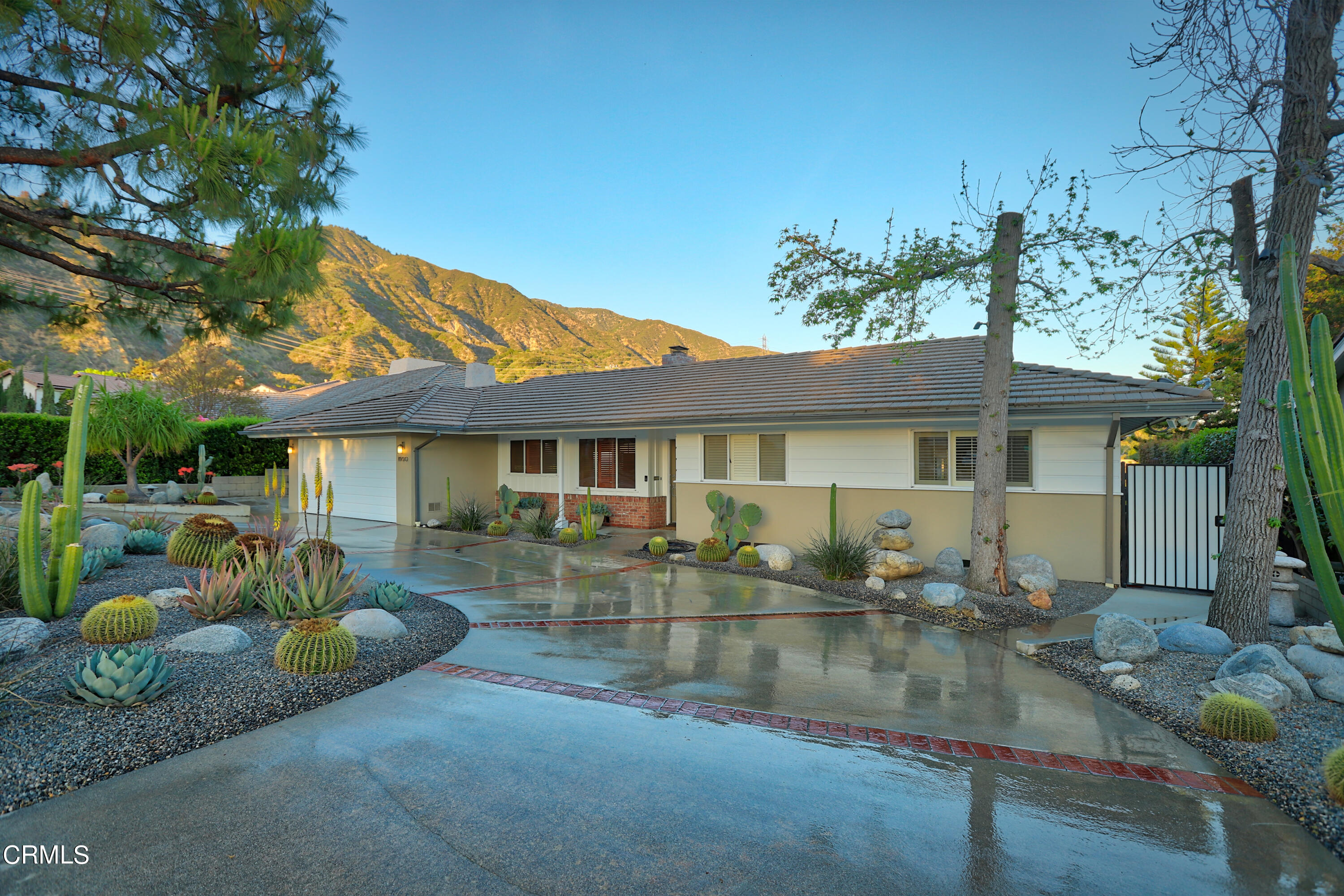 1950 Canyon Close Road Pasadena, CA 91107 - Photo 39 of 48 39 Front of House2