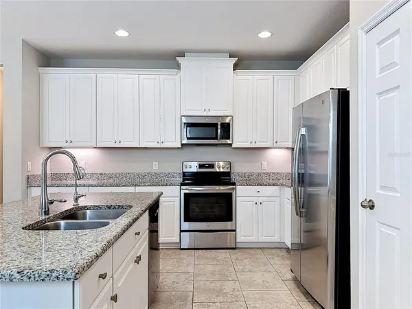 $2,500 | 11437 Amapola Bloom Court, Riverview, FL 33579
