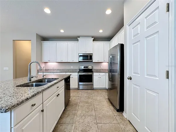 $2,500 | 11437 Amapola Bloom Court, Riverview, FL 33579