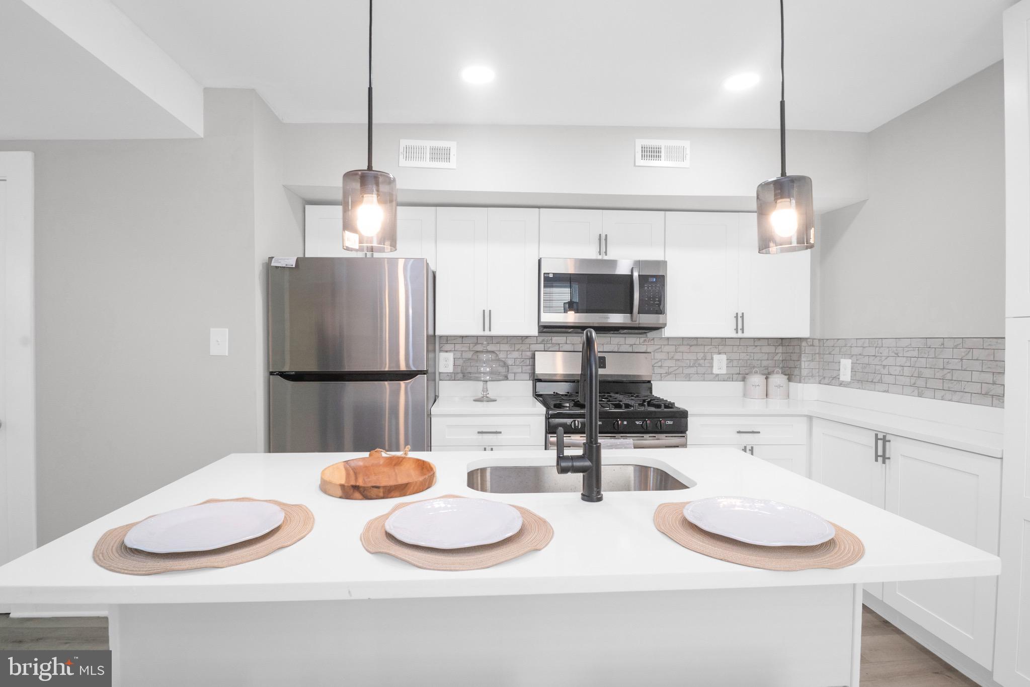 3414 Old York Road Baltimore, MD 21218 - Photo 3 of 24 Gallery Image 3