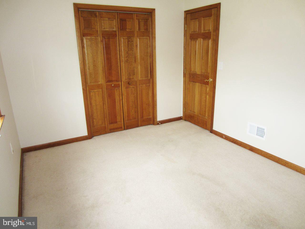 150 Timber Lane Hanover, PA 17331 - Photo 18 of 29 Gallery Image 18