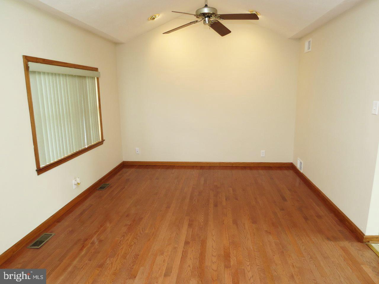 150 Timber Lane Hanover, PA 17331 - Photo 6 of 29 Gallery Image 6