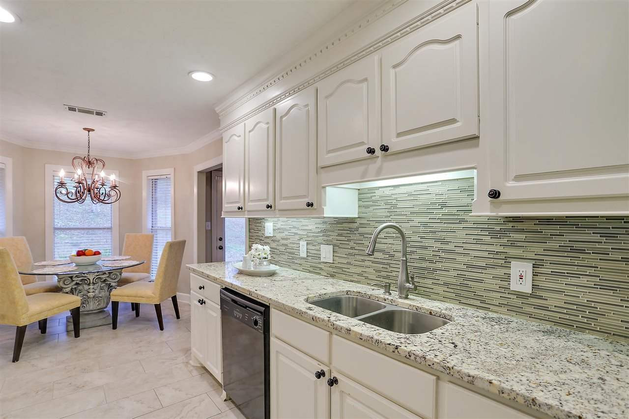 20 Azalea Place Brandon, MS 39047 - Photo 3 of 29 Photo 3