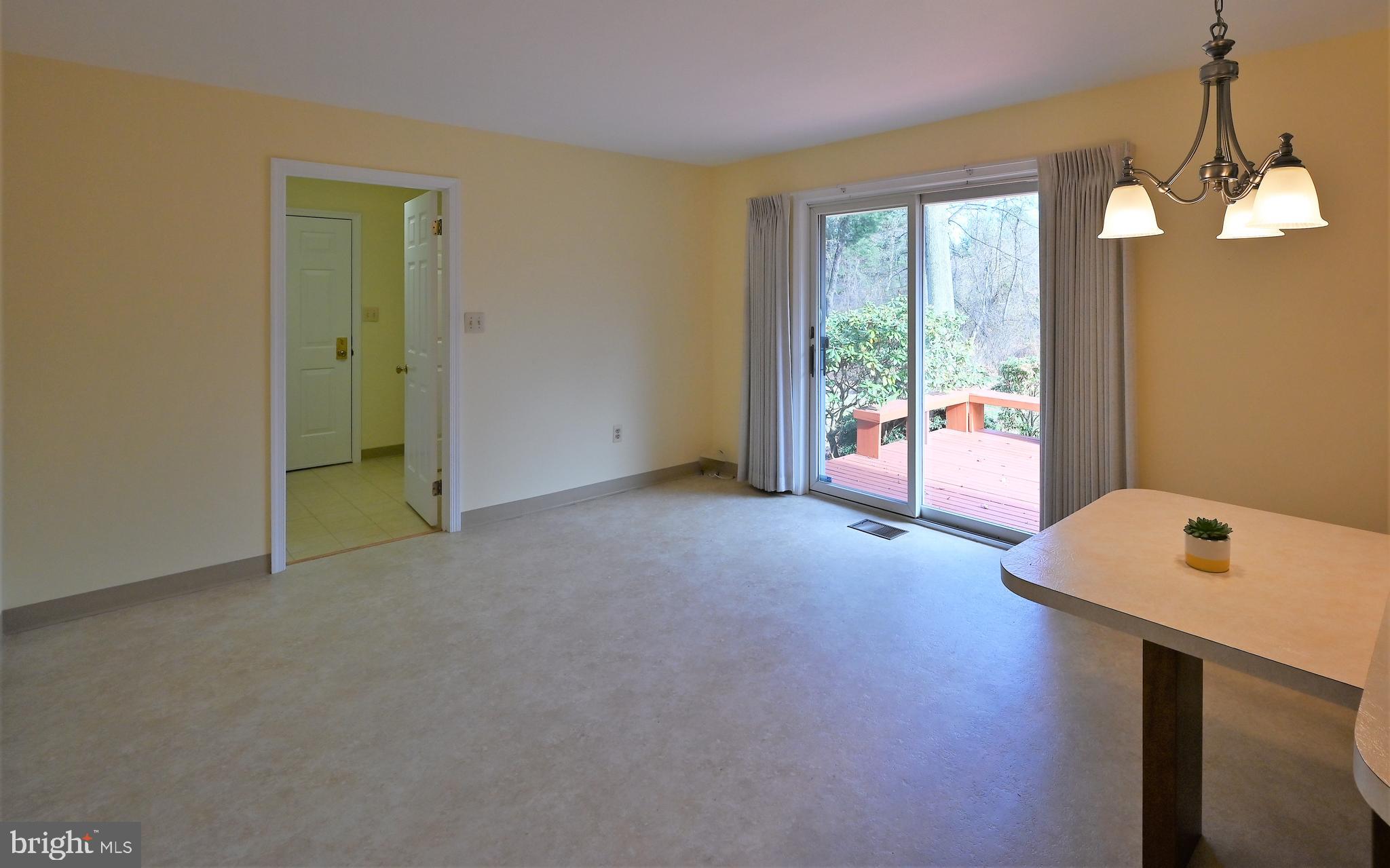 46 Crown Road Ewing, NJ 08638 - Photo 9 of 30