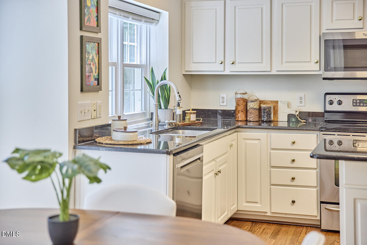 3917 Springstop Lane Durham, NC 27705 - Photo 27 of 61 053