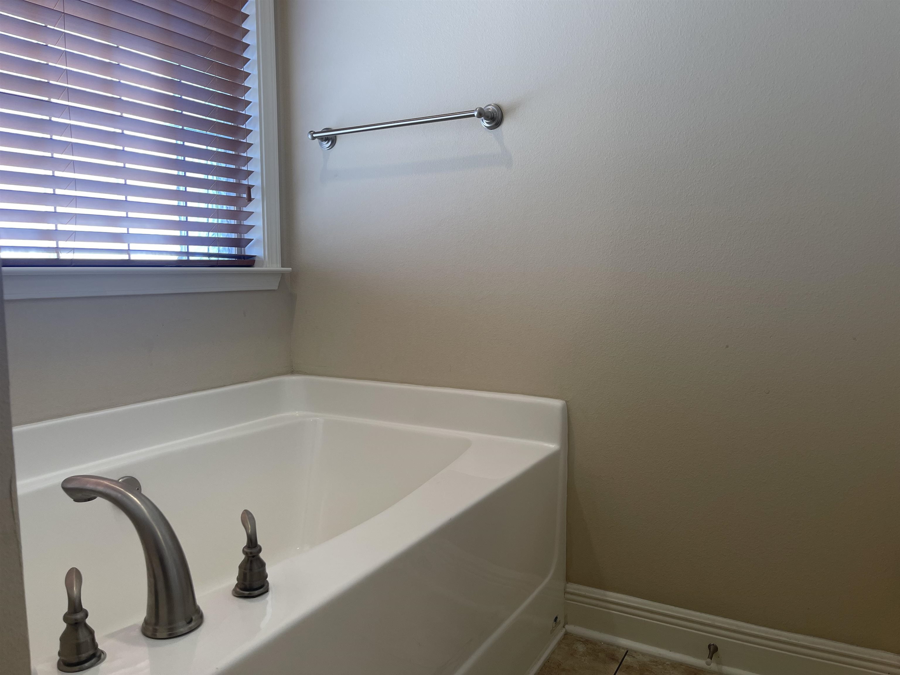 616 Fulton Loop Foley, AL 36535 - Photo 16 of 26 Primary Bathroom