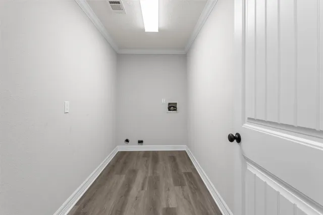 en empty room with window