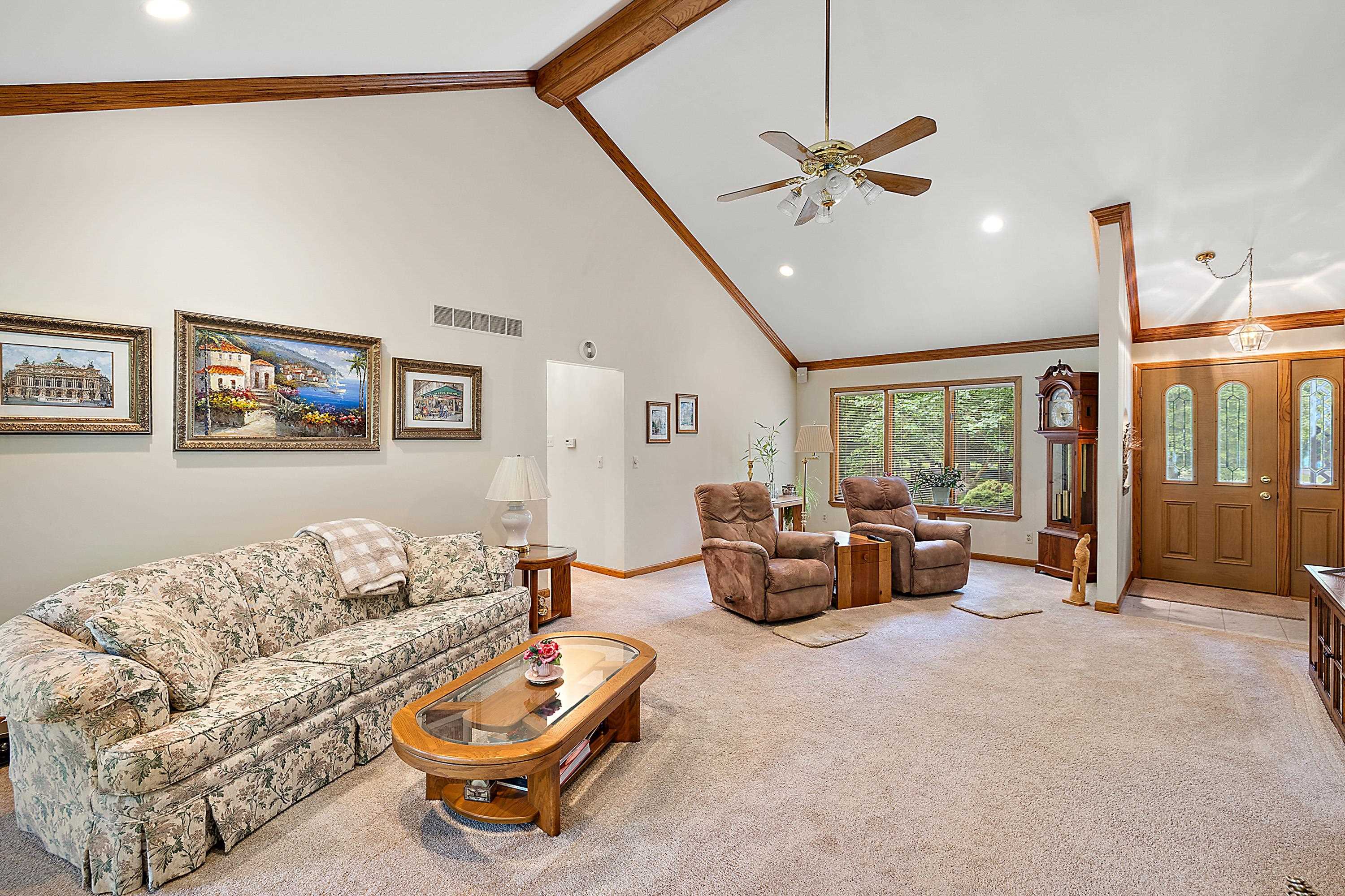 6870 Holland Road Algonac, MI 48001 - Photo 45 of 81 Family room