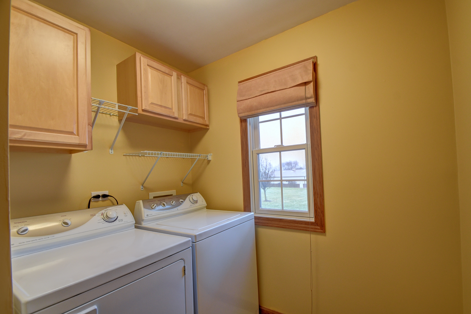 16045 Stateline Road Cedar Lake, IN 46303 - Photo 30 of 36 a utility room with dryer and washer