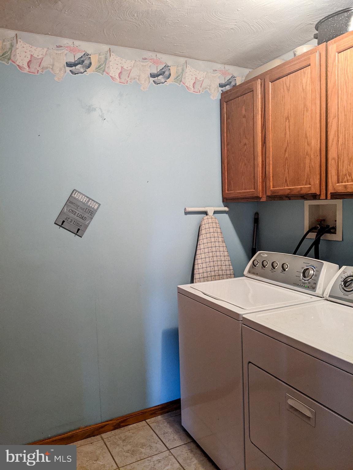 3260 Old Rte 30 Orrtanna, PA 17353 - Photo 21 of 39 Main Level Laundry Room