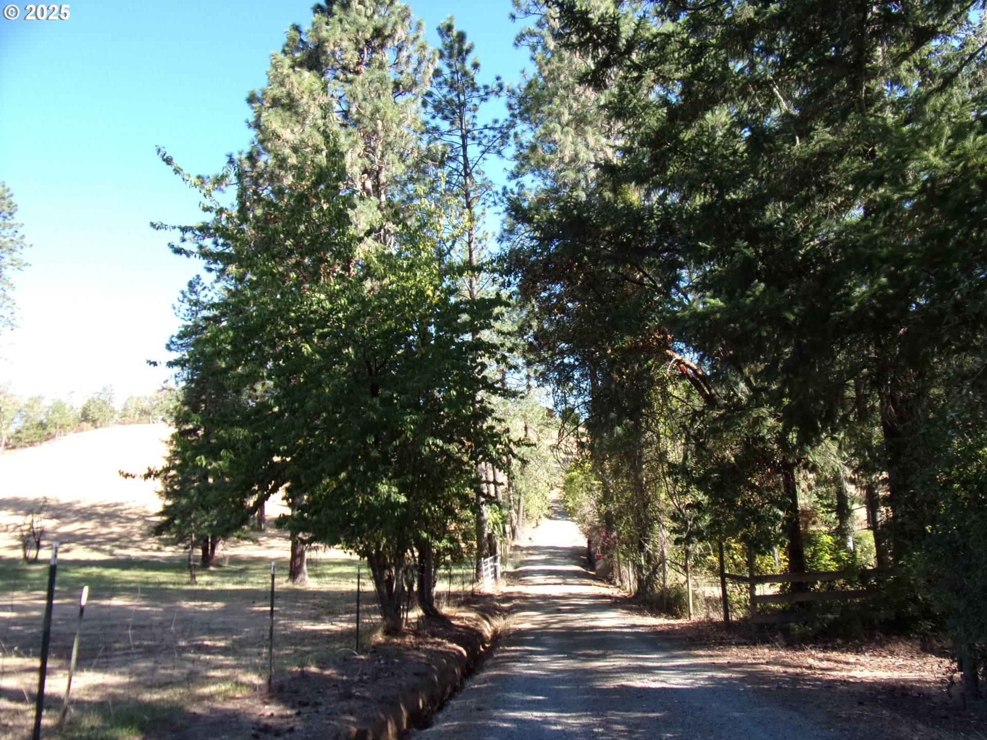 375 Jordan Creek Road Riddle, OR 97469 - Photo 29 of 35 a view of lake view