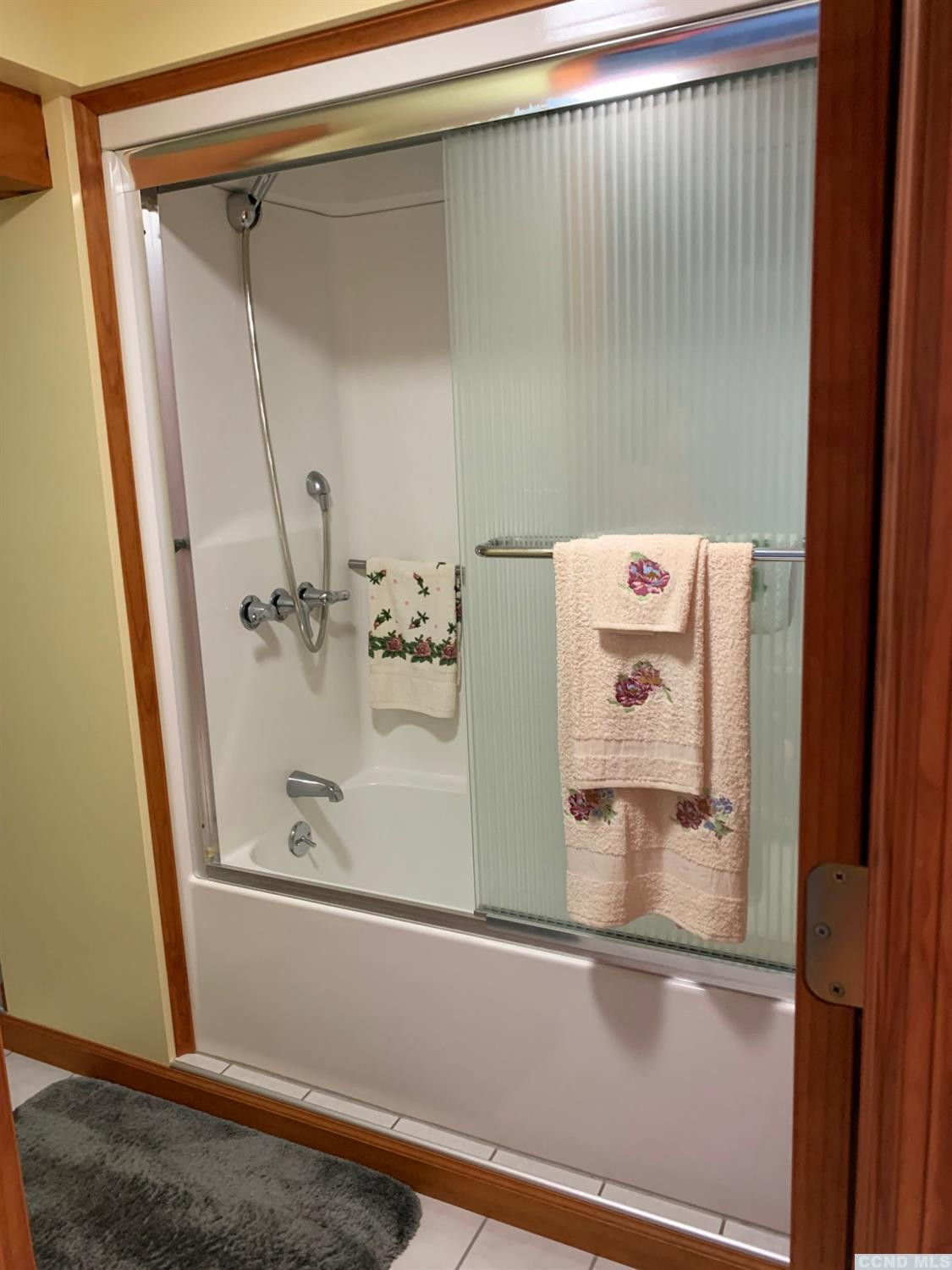 160 Willowbrook Road Hudson, NY 12534 - Photo 29 of 48 a view of bathroom