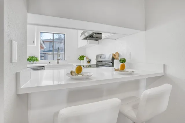 $1,378,000 | 258 Ventura Avenue, Palo Alto, CA 94306