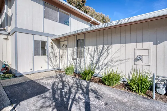 $1,378,000 | 258 Ventura Avenue, Palo Alto, CA 94306
