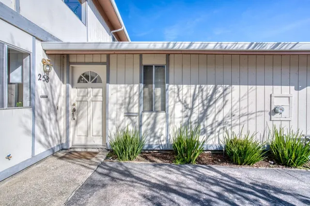 $1,378,000 | 258 Ventura Avenue, Palo Alto, CA 94306