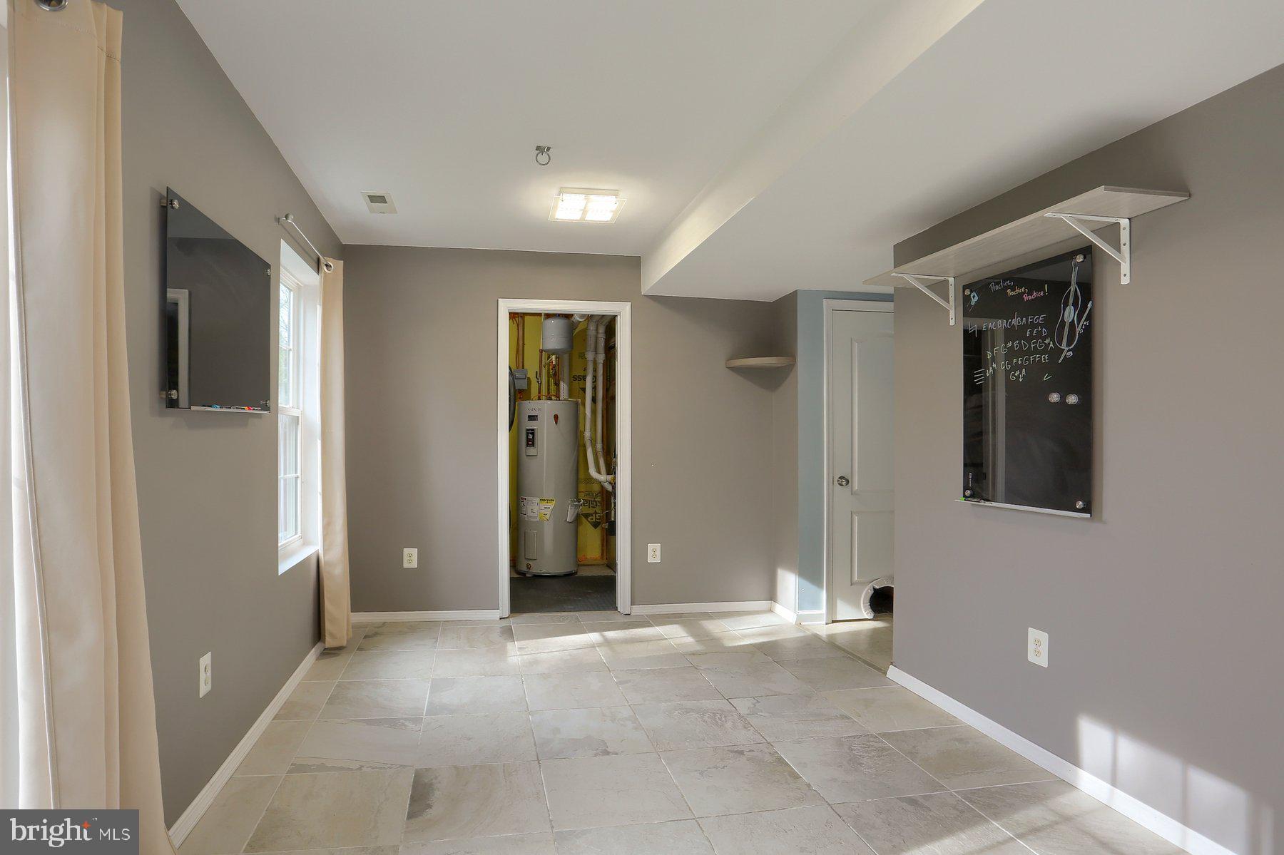 2465 Walnut Bottom Road, Unit 80 York, PA 17408 - Photo 9 of 36