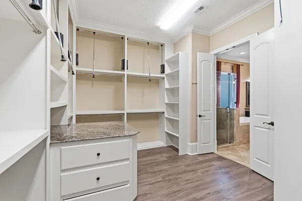 $1,450,000 | 11718 Montmarte Boulevard, Houston, TX 77082