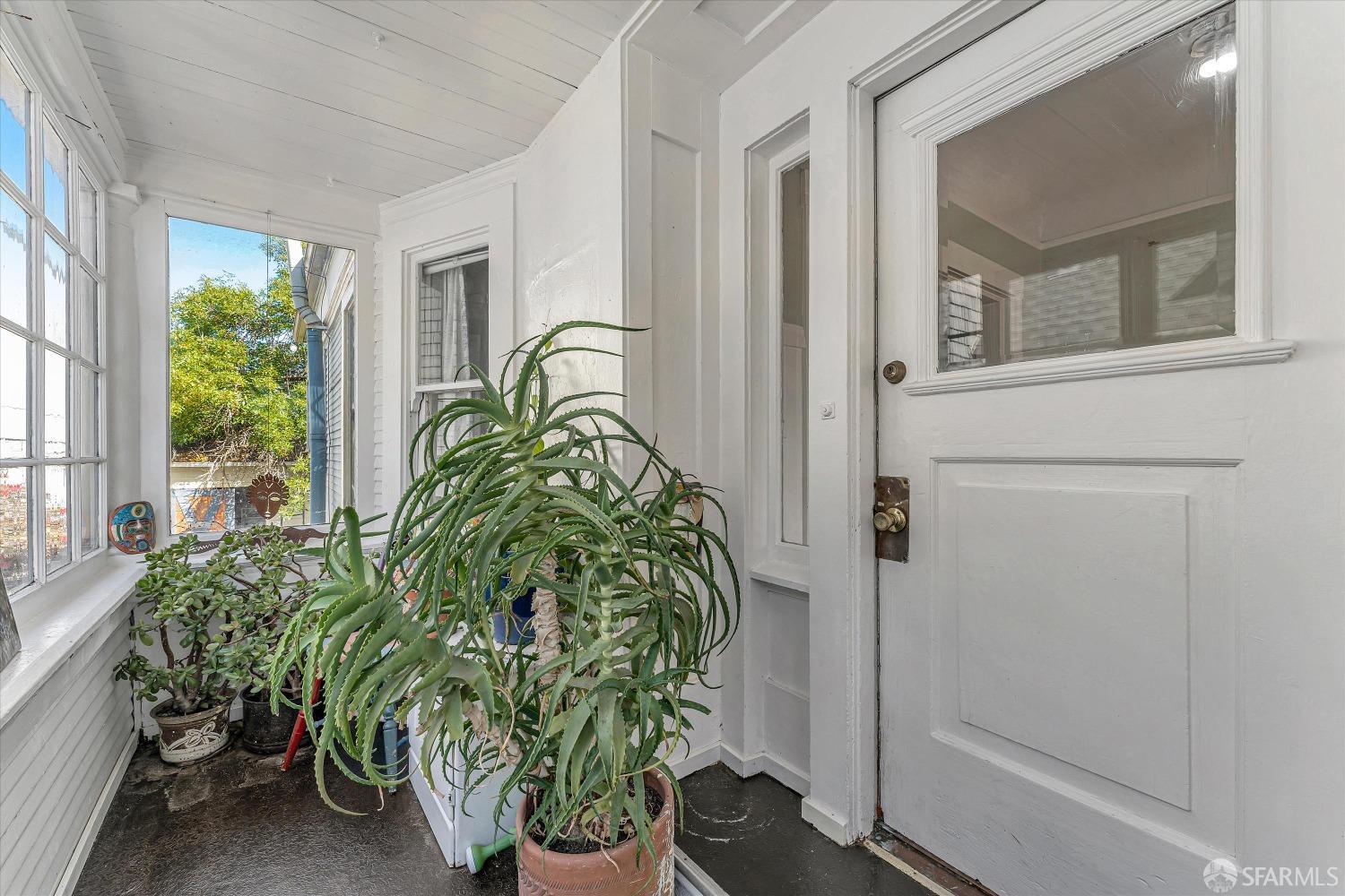 1917 Oregon Street Berkeley, CA 94703 - Photo 5 of 43